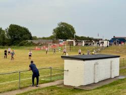 An image of Haye Road uploaded by francis0262