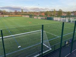 An image of Hickings Lane Recreation Ground uploaded by rampage