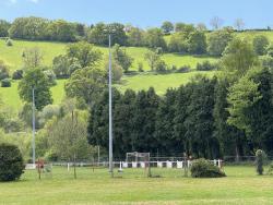 An image of The Rich Field uploaded by francis0262